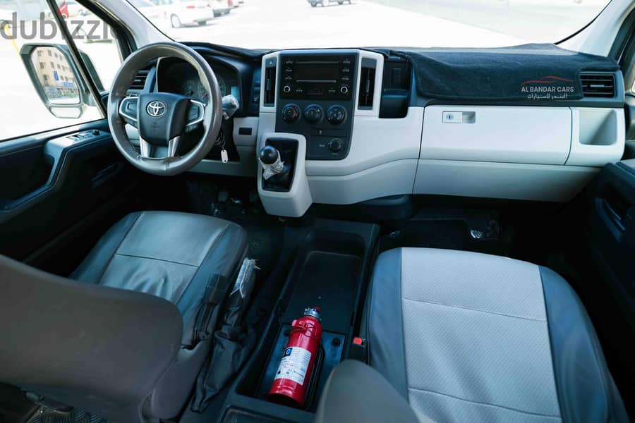 Toyota Hiace Passenger V6 High Roof 2021 White Full Insurance Agency 8