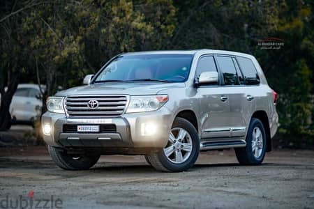 Toyota Land Cruiser VXR V8 2014 Beige  Sunroof  Zero Accident  Bahrain