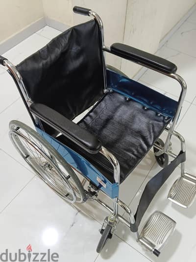 Manual Wheelchair - Excellent Condition - Foldable