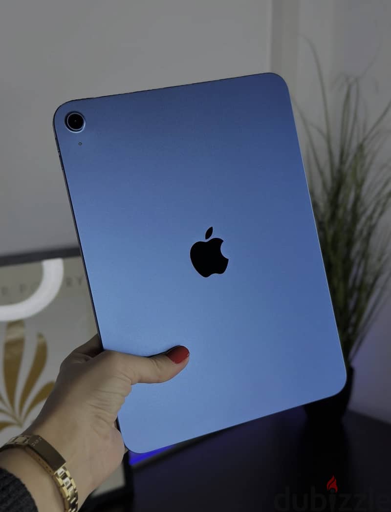 Apple iPad 10th Generation 256 gb 1