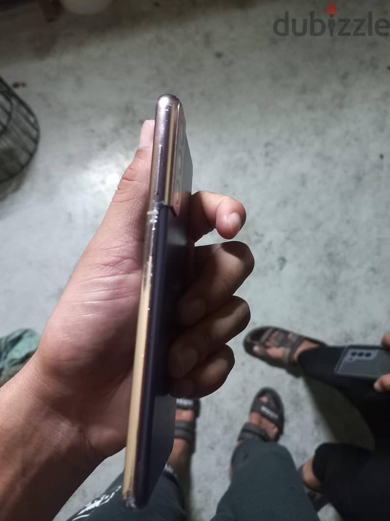 Samsung S21 4