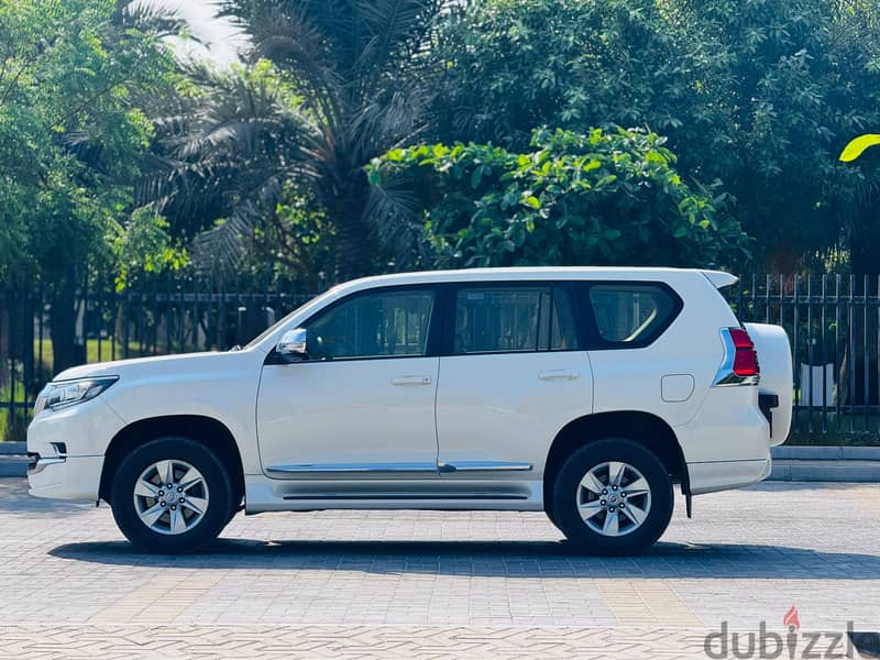 TOYOTA PRADO TXL 2022 MODEL WITH SINGLE OWNER IN PERFECT CONDITION 2