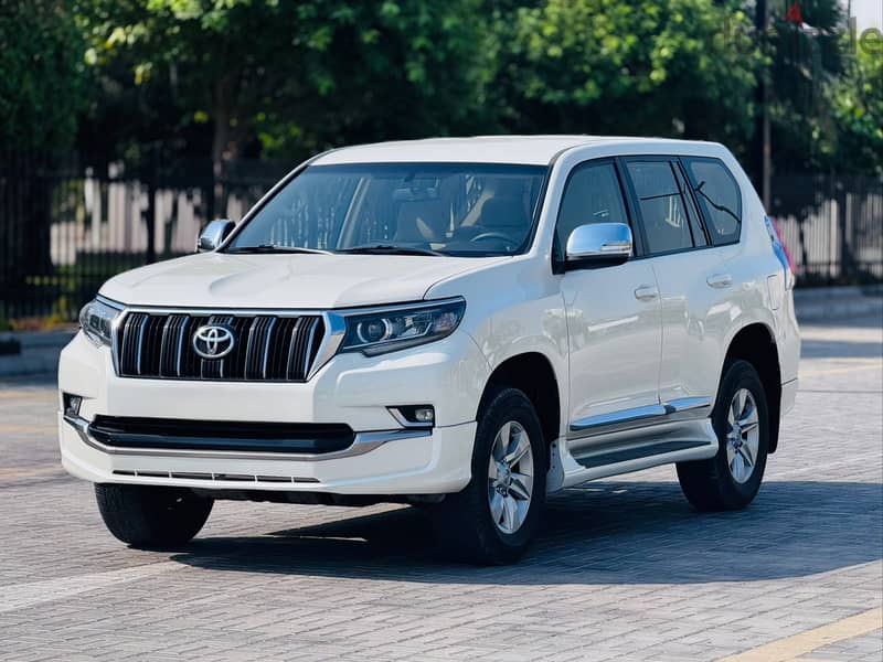 TOYOTA PRADO TXL 2022 MODEL WITH SINGLE OWNER IN PERFECT CONDITION 5