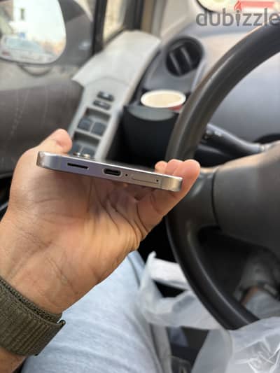 S 25 pulse 256 gb 12 ram only up side touch carke back side small crac