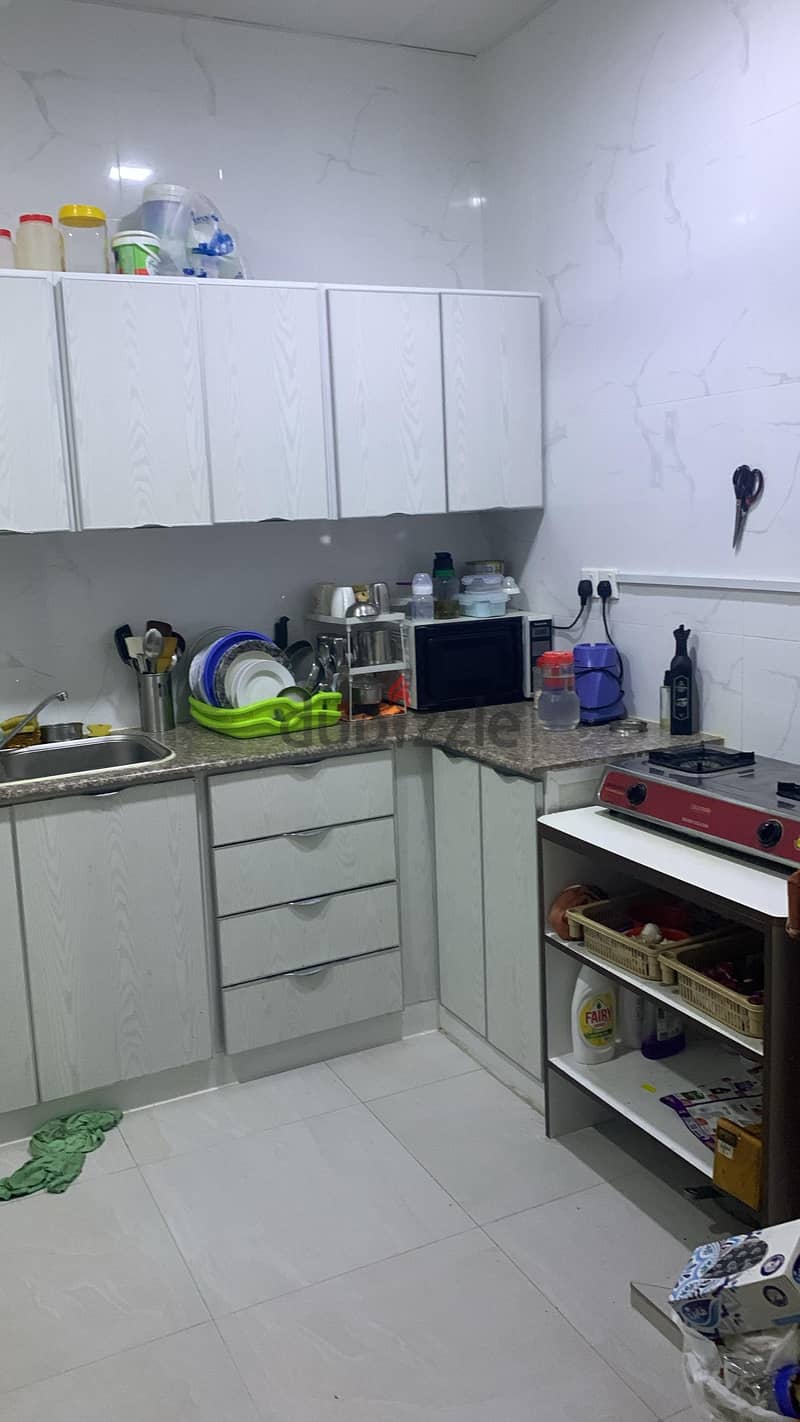 Fully Furnished Room Available For Exe. Bachelor or Couples (Kerala) 3
