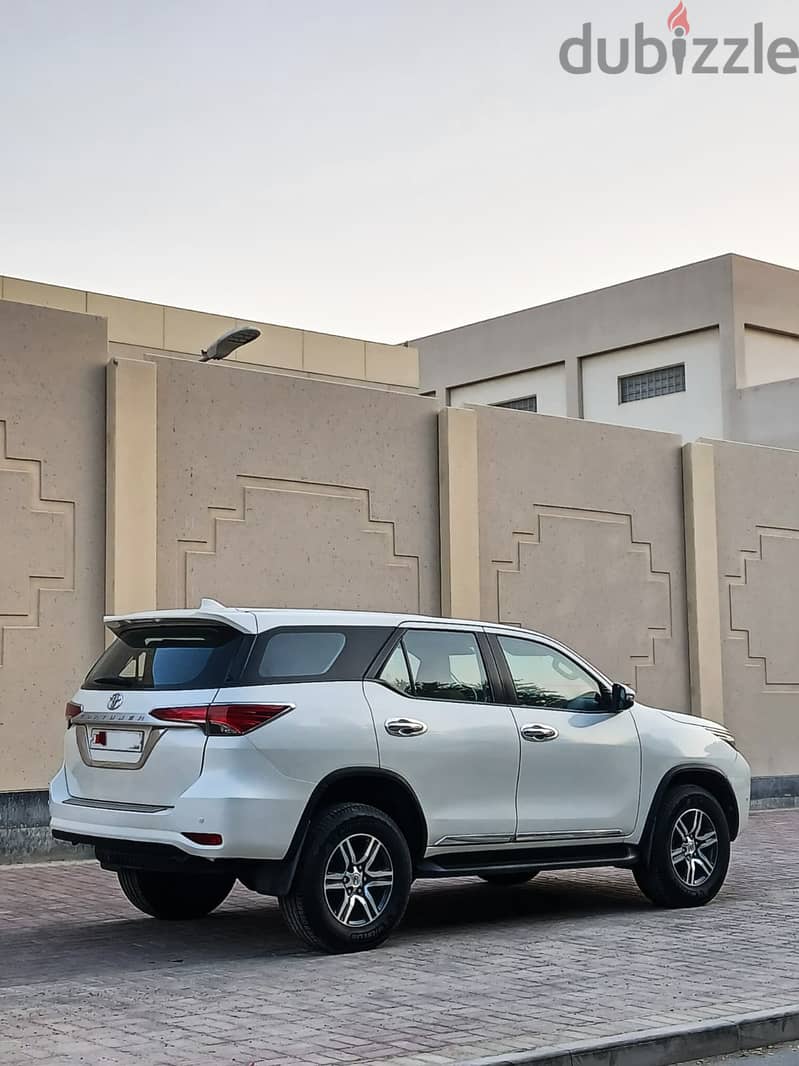 TOYOTA FORTUNER 2022 | AGENCY MAINTAINED | GCC SPECS 6