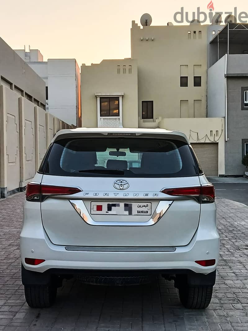 TOYOTA FORTUNER 2022 | AGENCY MAINTAINED | GCC SPECS 7