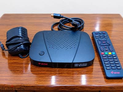 Airtel receiver for sale urgent  Remote+ HDMI + Adapter