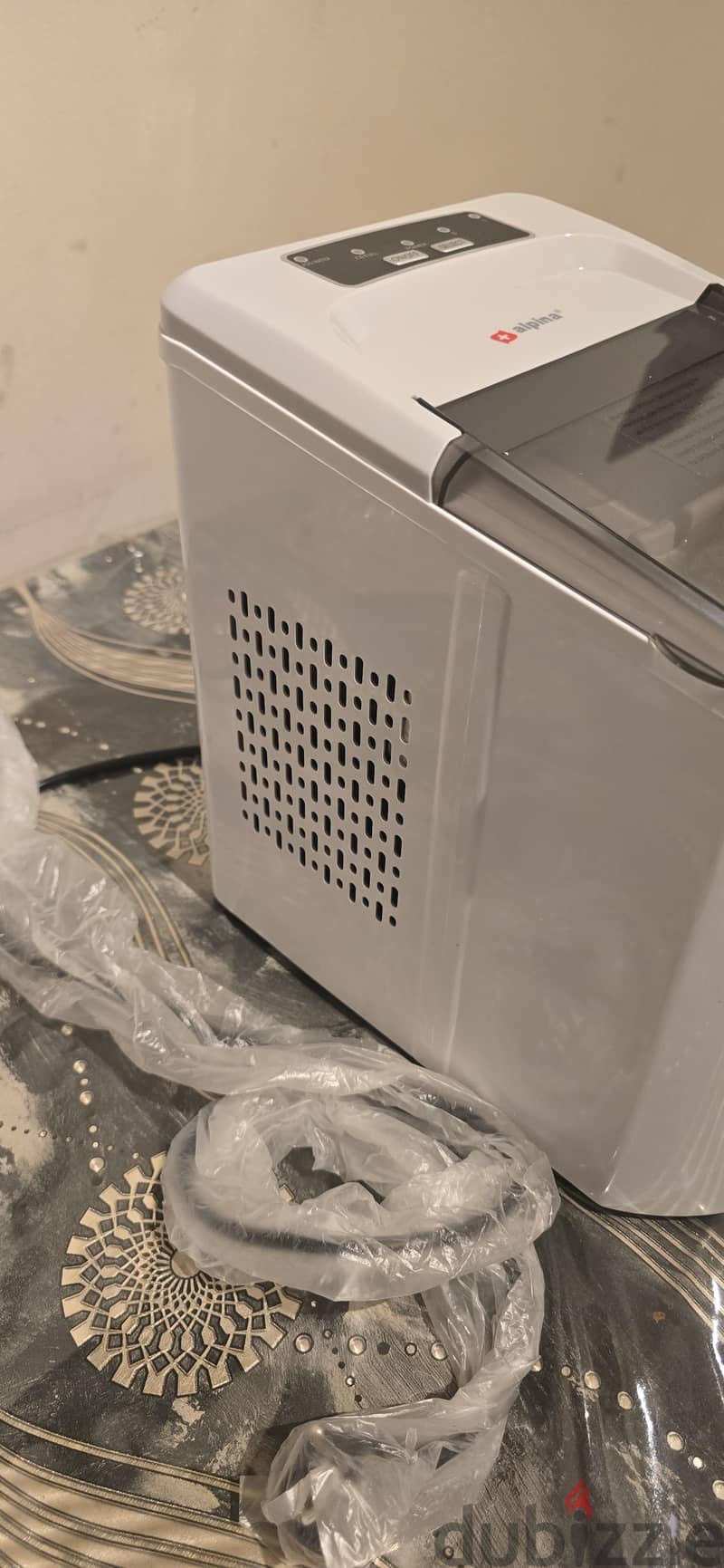 Alpina Ice Maker 1