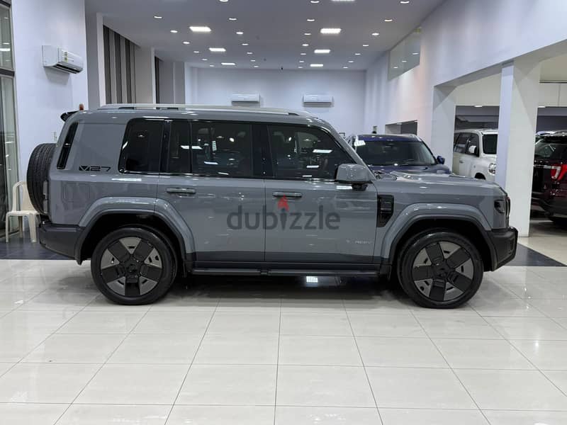 I Caur V27 Reev 2026 (Grey) 3