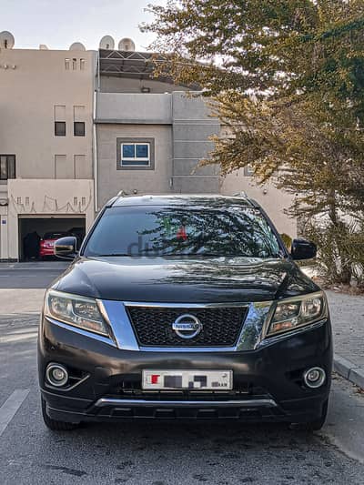 NISSAN PATHFINDER 2015 | 3.5L V6 | GCC SPECS | EXCELLENT CONDITION
