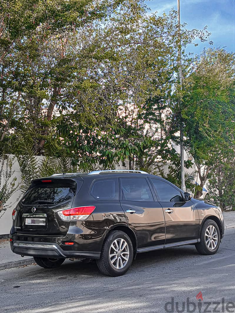 NISSAN PATHFINDER 2015 | 3.5L V6 | GCC SPECS | EXCELLENT CONDITION 2