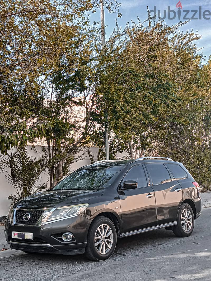 NISSAN PATHFINDER 2015 | 3.5L V6 | GCC SPECS | EXCELLENT CONDITION 4