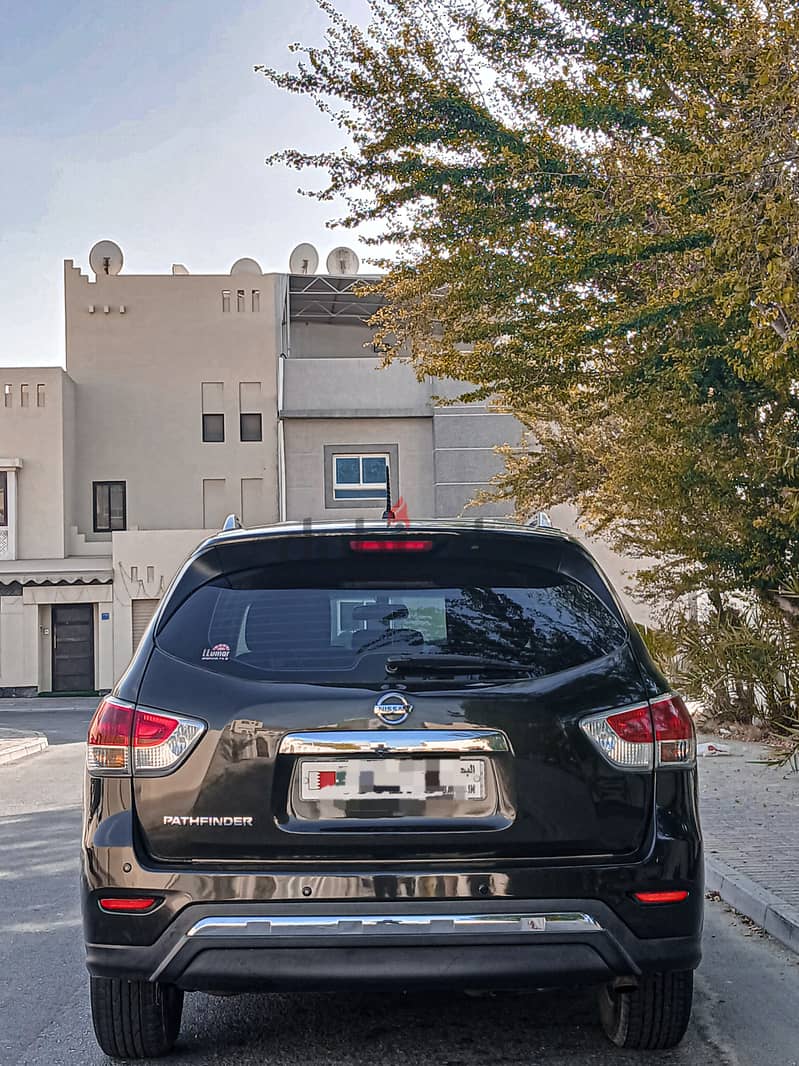NISSAN PATHFINDER 2015 | 3.5L V6 | GCC SPECS | EXCELLENT CONDITION 5