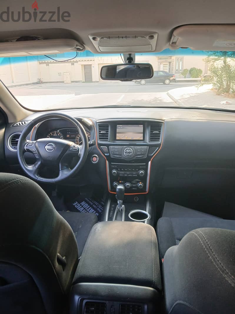 NISSAN PATHFINDER 2015 | 3.5L V6 | GCC SPECS | EXCELLENT CONDITION 11