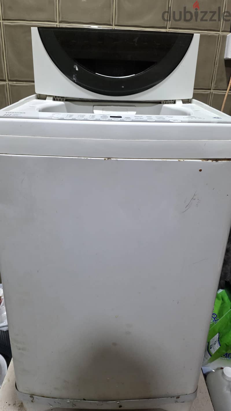 URGENT SELLING Used Toshiba washing machine 1