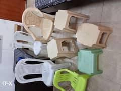 Plastic Chairs & Stools for sale. BHD1.00 & O. 500 Fills 0