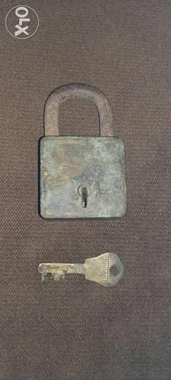 Antique lock 0