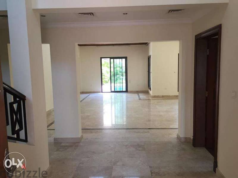 Elegant Villa for rent in compound in Jasra 3