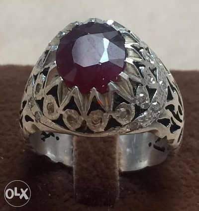 Ruby stone ياقوت