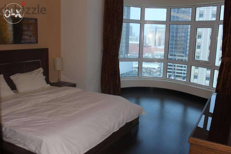 Luxirious high floor 2 Bed Juffair 1