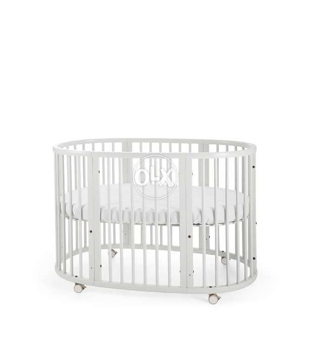 Stokke Expandable Crib (newborn to 4 years old) 1