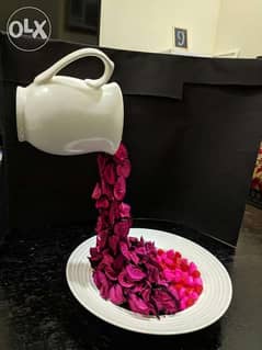 Pouring flower pot 0