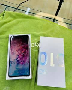 Samsung s10 5g  512gb with box and all accessories  with warranty 0