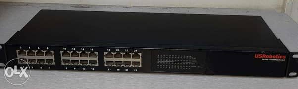 Networking Switch Hub 24 ports 10 / 100 MB Fast Speed Good Working 0
