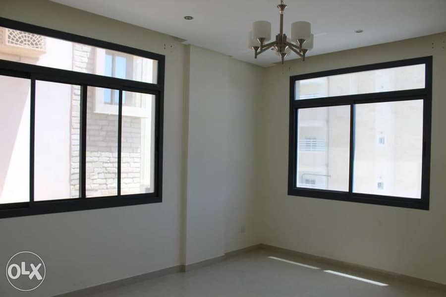 Luxurious 2BHK semi furnished flat 4 rent in riffa near exotic car 0