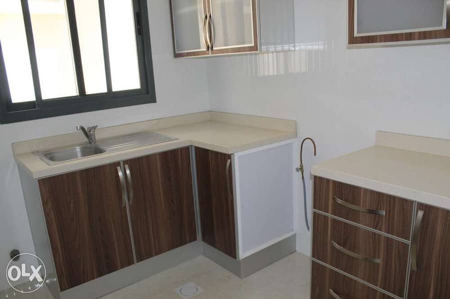 Luxurious 2BHK semi furnished flat 4 rent in riffa near exotic car 2