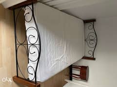 King single bed with mattress 0