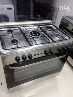 5 burner cooker in good working conditions for sale 0