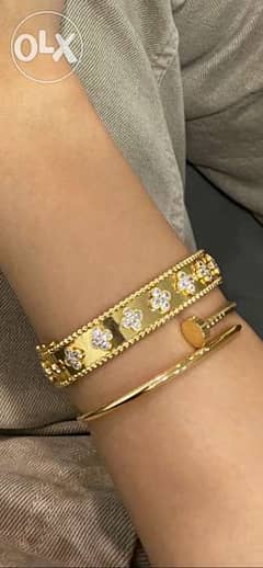 can cleef bangle 0