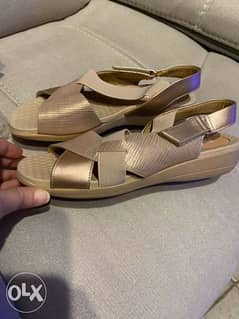 New Piccadilly Rose gold and beige sandals made in Brazil 0