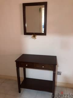 Mirror with Table (Consol) 0