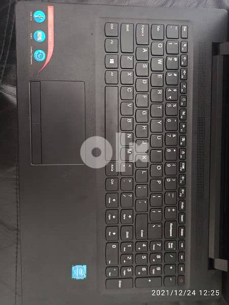 Lenovo laptop like new 5