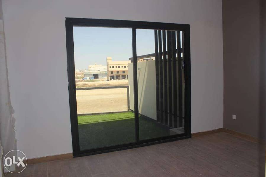 290 m2 land 4 Bed villa in Hamala 6