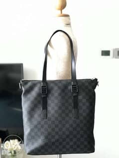 Louis Vuitton bag 0