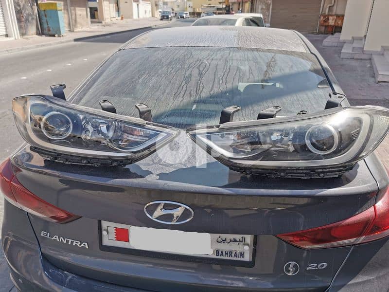 Hyundai Elantra 2017 Original Lights 0