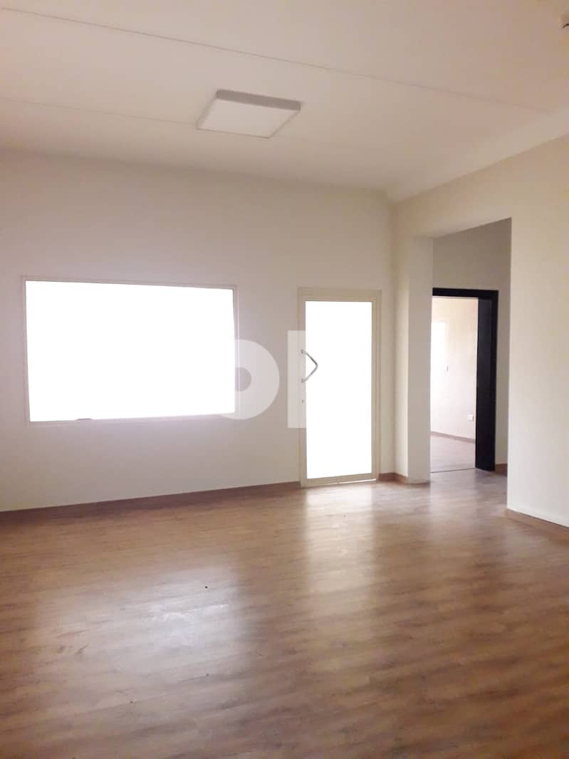 Commercial flat for rent in Guful 4