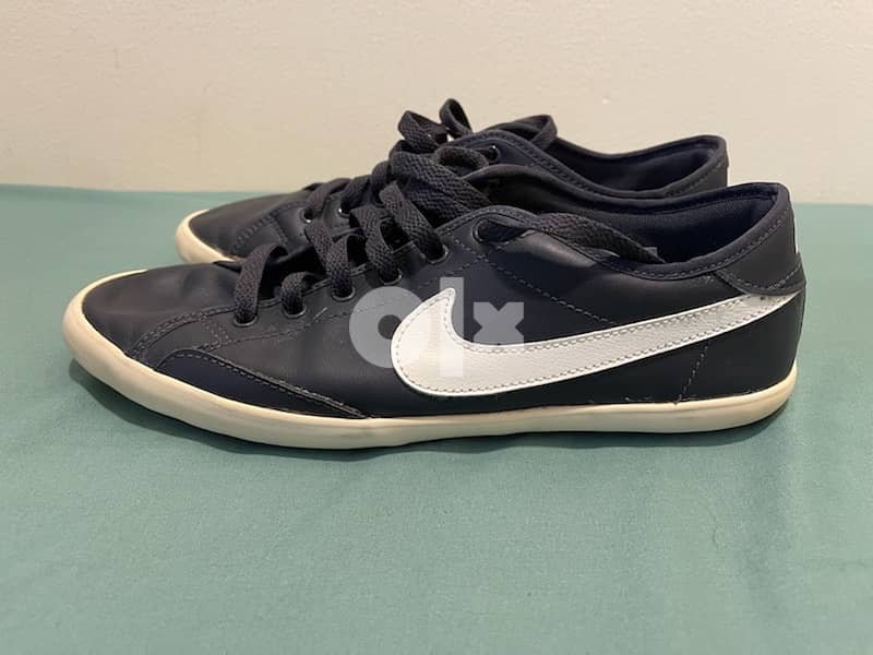 Nike Shoes Slightly Used 1