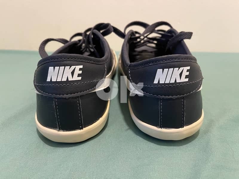 Nike Shoes Slightly Used 2